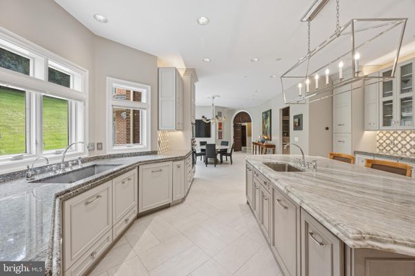 Dining room, Interior, Kitchen, Pendant Lights, Recessed Lighting