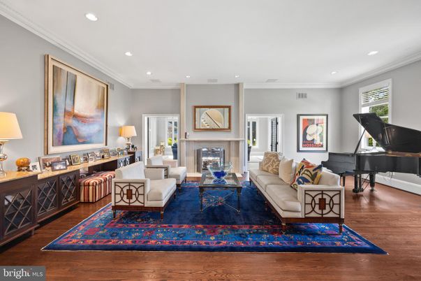 Fireplace, Interior, Living room, Piano, Recessed Lighting, Wood Texture Flooring