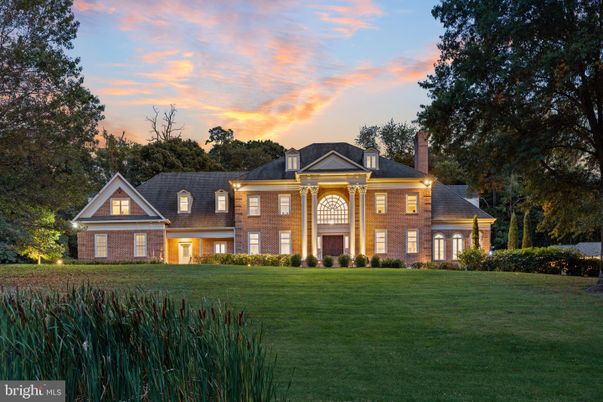 Backyard, Exterior, Facade, Brick Facade, French Provincial