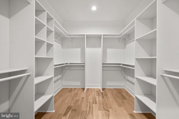 Interior, Recessed Lighting, Walk-in Closets, Wood Texture Flooring