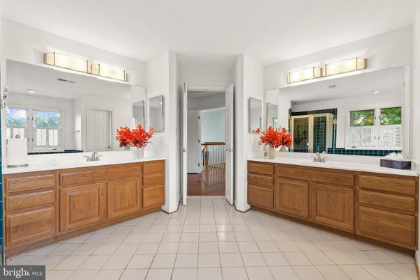 Bathroom, Dual Sink Vanities, Interior, Wood Texture Flooring