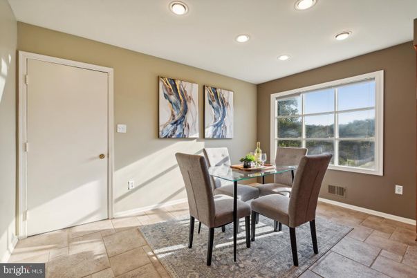 Dining room, Interior, Recessed Lighting