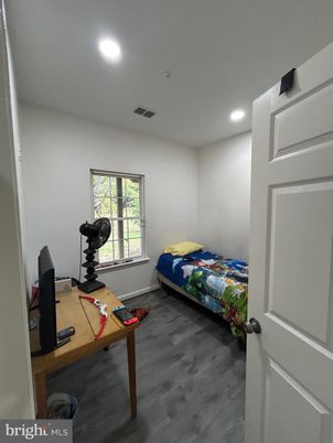Bedroom, Home Office, Interior, Recessed Lighting, Wood Texture Flooring