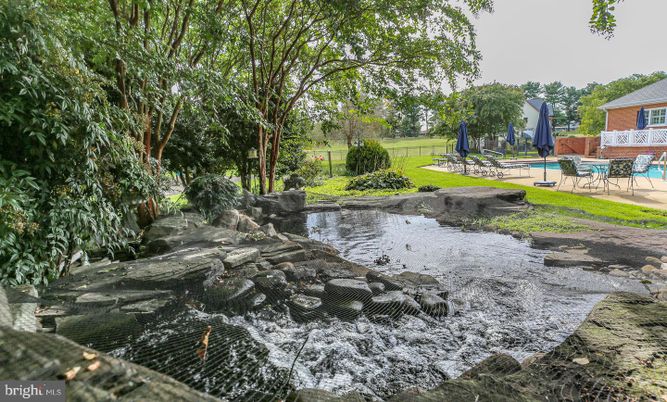 Backyard, Exterior, Lake, Playground