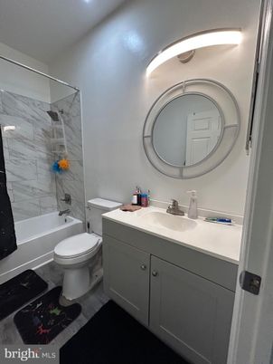 Bathroom, Interior, Marble Walls