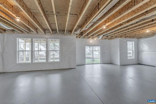 Empty room, Interior, Wooden Beams, Wooden Ceilings