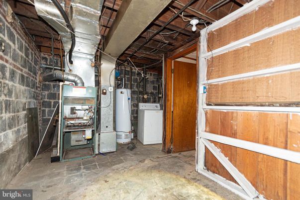 Interior, Washer