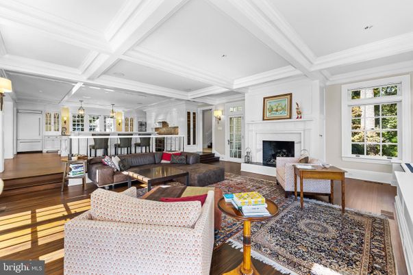 Fireplace, Interior, Living room, Pendant Lights, Recessed Lighting, Wood Texture Flooring