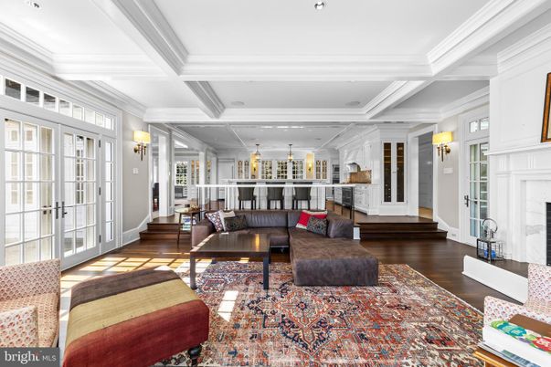 Interior, Living room, Pendant Lights, Recessed Lighting, Wood Texture Flooring