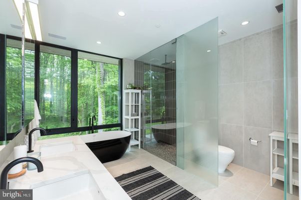 Bathroom, Dual Sink Vanities, Free Standing Baths, Glass Shower, Interior, Recessed Lighting