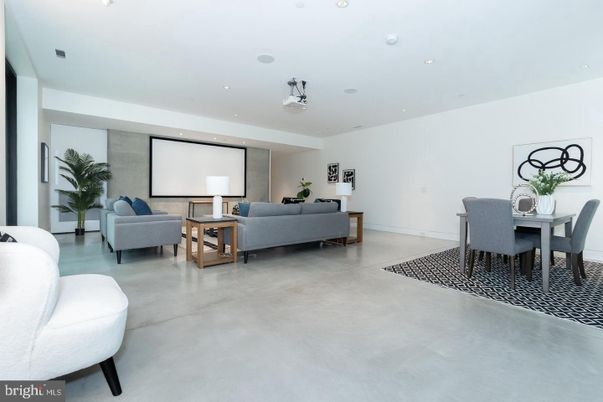 Dining room, Interior, Living room, Projection Screen, Recessed Lighting