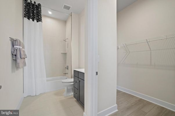Bathroom, Interior, Recessed Lighting, Wood Texture Flooring