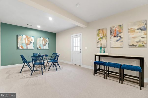 Dining room, Interior, Recessed Lighting