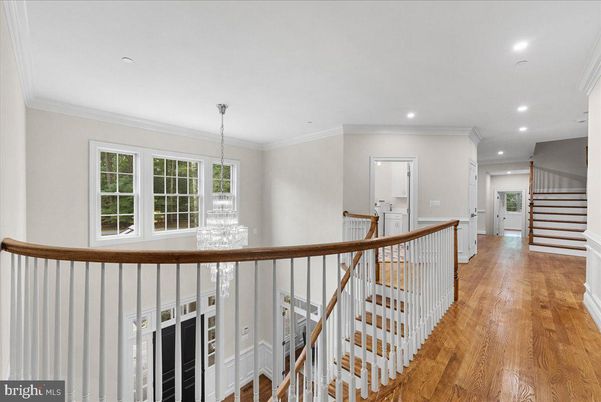 Interior, Pendant Lights, Recessed Lighting, Wood Texture Flooring