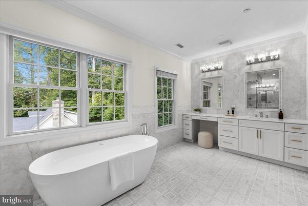 Bathroom, Dual Sink Vanities, Free Standing Baths, Interior