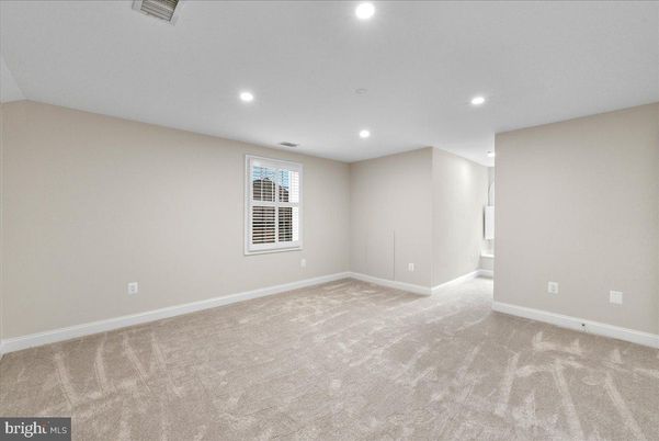 Empty room, Interior, Recessed Lighting