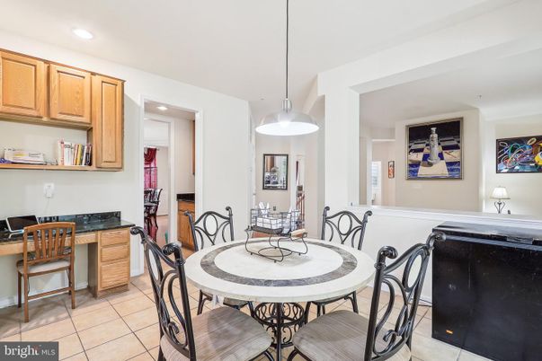 Dining room, Interior, Pendant Lights, Recessed Lighting