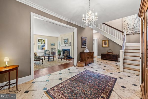 Chandelier, Fireplace, Interior, Wood Texture Flooring