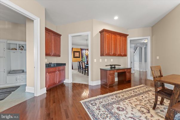 Dining room, Interior, Kitchen, Pendant Lights, Recessed Lighting, Wood Texture Flooring