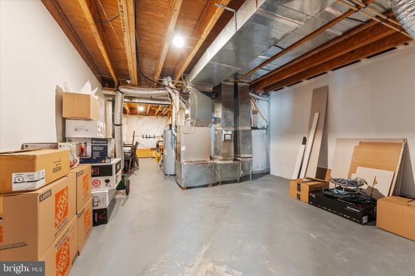 Interior, Washer, Wooden Beams, Wooden Ceilings