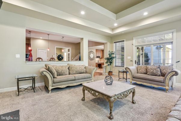 Interior, Living room, Pendant Lights, Recessed Lighting