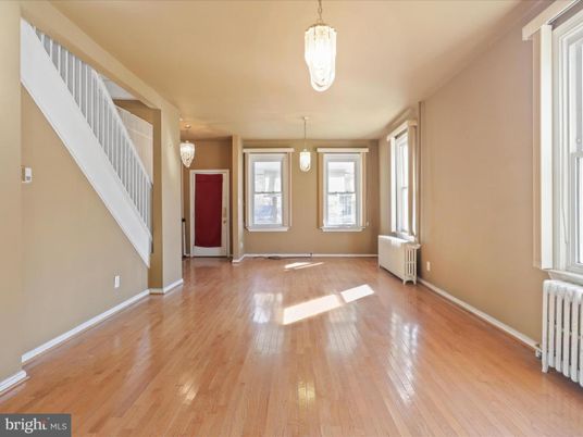Empty room, Interior, Pendant Lights, Wood Texture Flooring