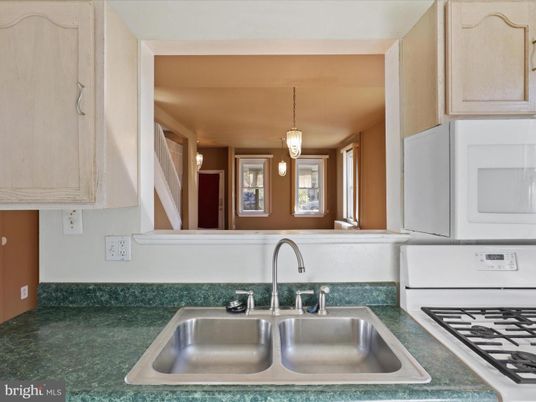 Interior, Kitchen, Pendant Lights