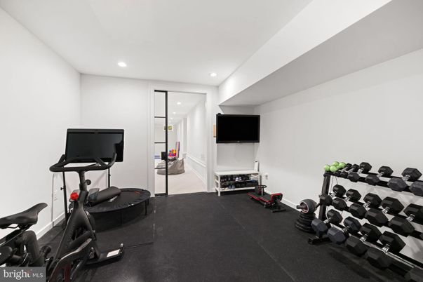 Fitness Equipment, Interior, Recessed Lighting