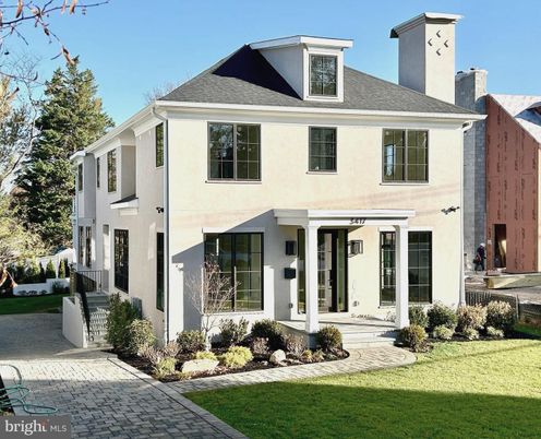 Exterior, Facade, French Provincial