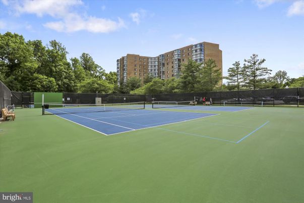 Exterior, Tennis Courts