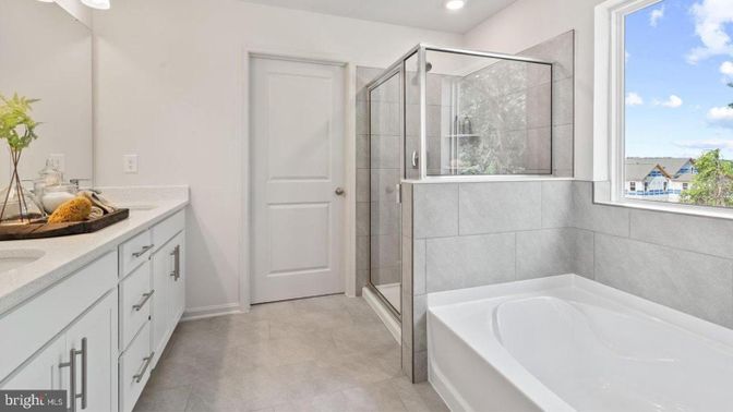 Bathroom, Dual Sink Vanities, Glass Shower, Interior, Recessed Lighting