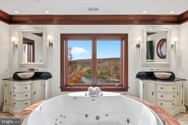Bathroom, Free Standing Baths, Interior, Recessed Lighting