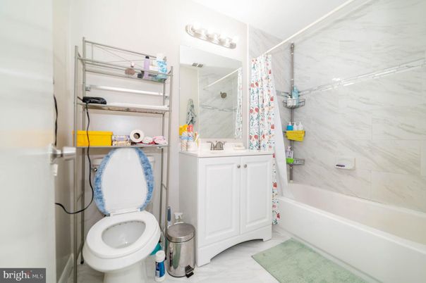 Bathroom, Interior, Marble Walls