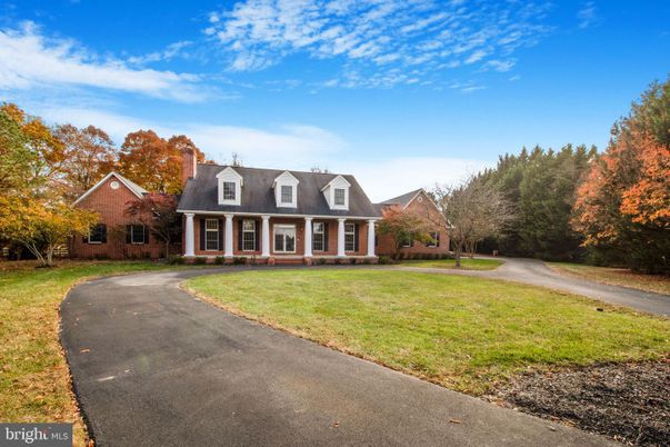 Backyard, Exterior, Facade, Cape Cod