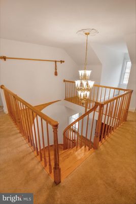 Chandelier, Interior