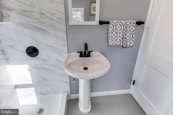 Bathroom, Interior, Marble Walls