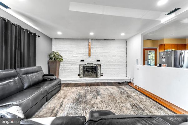 Interior, Living room, Recessed Lighting, Stone Walls, Wood Texture Flooring