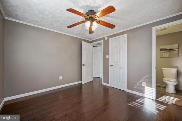 Bathroom, Empty room, Interior, Wood Texture Flooring