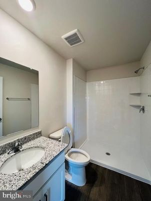 Bathroom, Interior, Recessed Lighting, Wood Texture Flooring