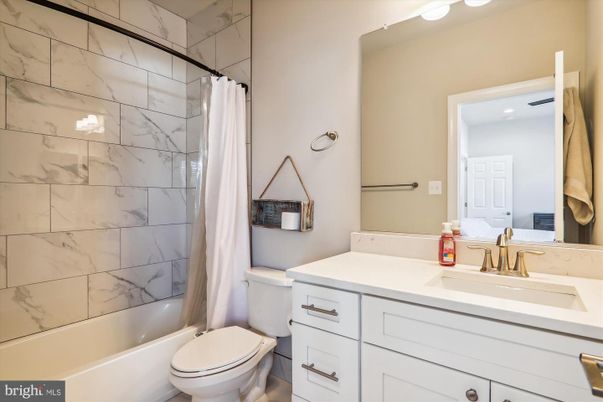 Bathroom, Interior, Marble Walls