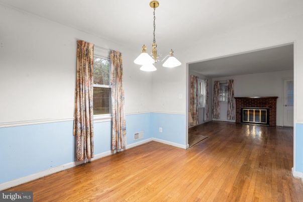 Empty room, Fireplace, Interior, Pendant Lights, Wood Texture Flooring
