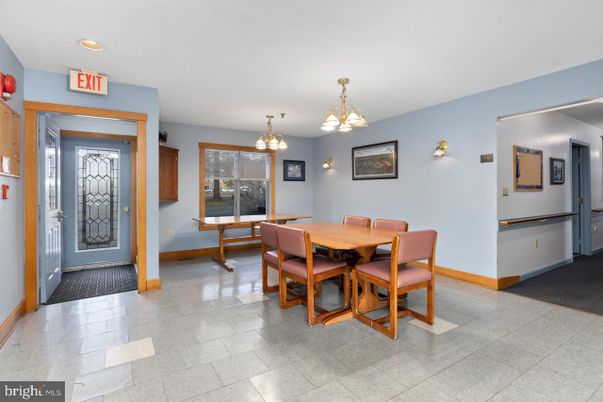 Chandelier, Dining room, Interior, Recessed Lighting