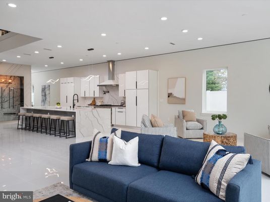 Interior, Kitchen, Living room, Marble Walls, Pendant Lights, Recessed Lighting