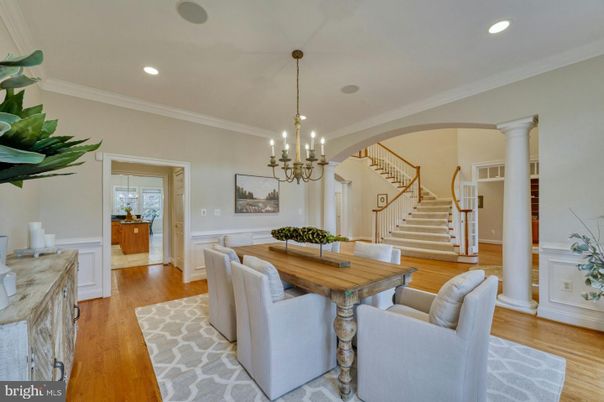 Chandelier, Dining room, Interior, Recessed Lighting, Wood Texture Flooring