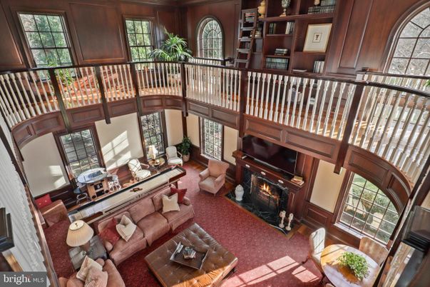 Fireplace, Interior, Living room