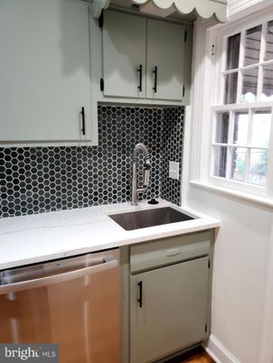 Interior, Kitchen, Tile Countertops
