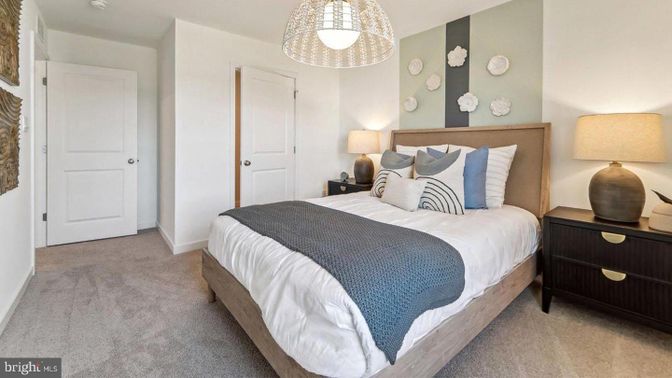 Bedroom, Interior, Pendant Lights