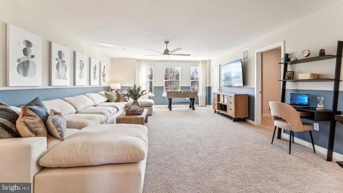 Billiard Table, Game Room, Interior, Living room