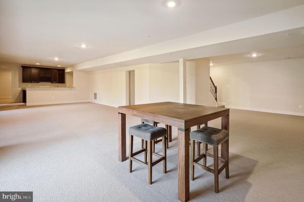 Dining room, Interior, Recessed Lighting