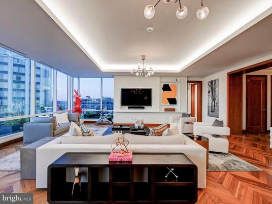 Interior, Living room, Pendant Lights, Recessed Lighting, Wood Texture Flooring